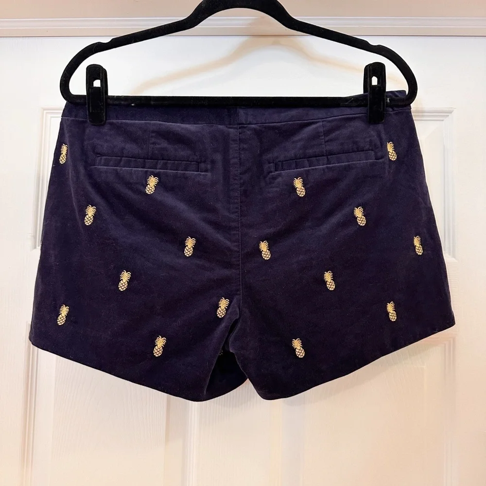 NWT Lilly Pulitzer Adie Shorts Pineapple Navy Velvet Gold Embroidered sz 8